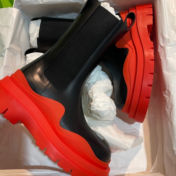 Bottega Veneta | Shoes | Bottega Veneta Cargo Boots Fresh Out The Box ...